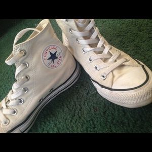 White all star converse